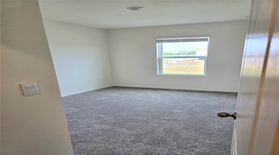 DAVENPORT, Florida 33837, 3 Bedrooms Bedrooms, ,2 BathroomsBathrooms,Residential,For Sale,LUMBER,0,MFRL4957379