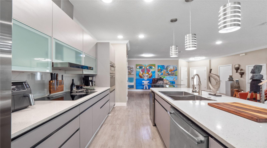 Kitchen/Formal Dining