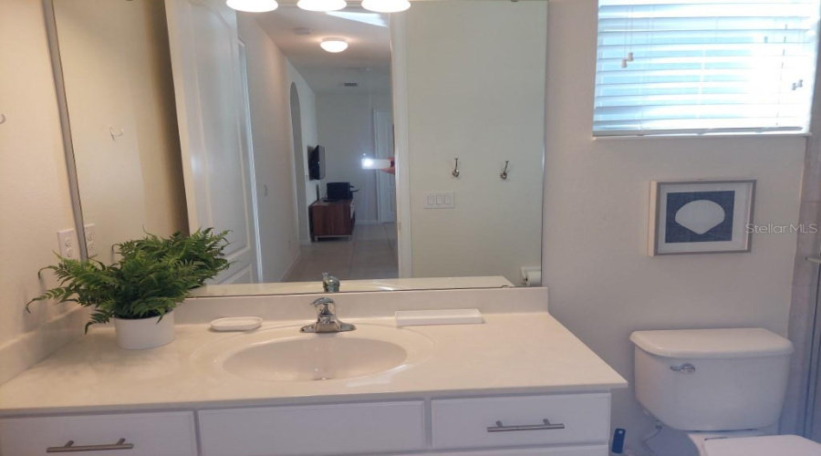 DAVENPORT, Florida 33837, 5 Bedrooms Bedrooms, ,4 BathroomsBathrooms,Residential,For Sale,OAKTREE,0,MFRTB8448832