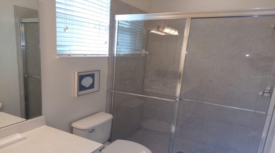 DAVENPORT, Florida 33837, 5 Bedrooms Bedrooms, ,4 BathroomsBathrooms,Residential,For Sale,OAKTREE,0,MFRTB8448832