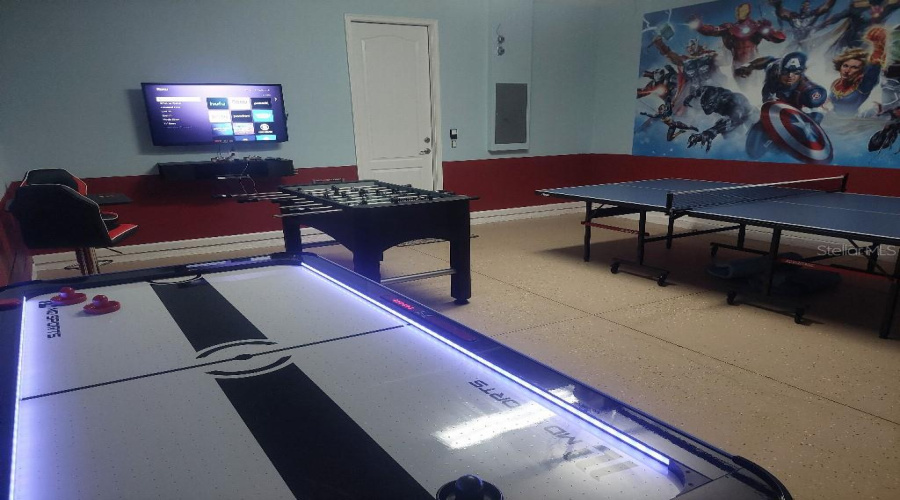 DAVENPORT, Florida 33837, 5 Bedrooms Bedrooms, ,4 BathroomsBathrooms,Residential,For Sale,OAKTREE,0,MFRTB8448832