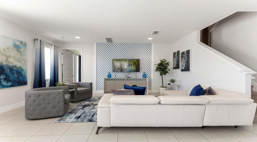 KISSIMMEE, Florida 34747, 8 Bedrooms Bedrooms, ,6 BathroomsBathrooms,Residential,For Sale,MACKINAW,0,MFRO6361620