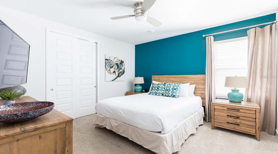 KISSIMMEE, Florida 34747, 8 Bedrooms Bedrooms, ,6 BathroomsBathrooms,Residential,For Sale,MACKINAW,0,MFRO6361620