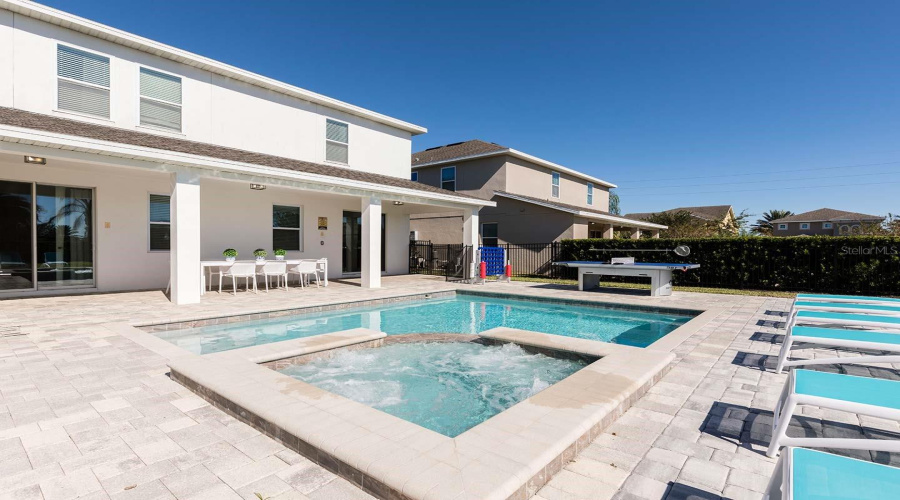 KISSIMMEE, Florida 34747, 8 Bedrooms Bedrooms, ,6 BathroomsBathrooms,Residential,For Sale,MACKINAW,0,MFRO6361620