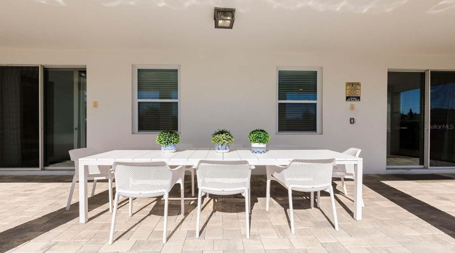 KISSIMMEE, Florida 34747, 8 Bedrooms Bedrooms, ,6 BathroomsBathrooms,Residential,For Sale,MACKINAW,0,MFRO6361620