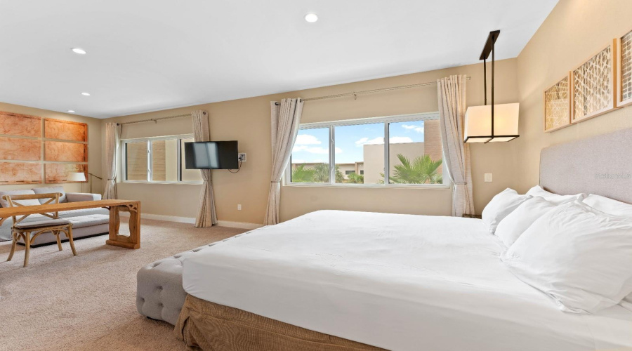 KISSIMMEE, Florida 34747, 4 Bedrooms Bedrooms, ,4 BathroomsBathrooms,Residential,For Sale,ROCKEFELLER WAY,0,MFRO6361668