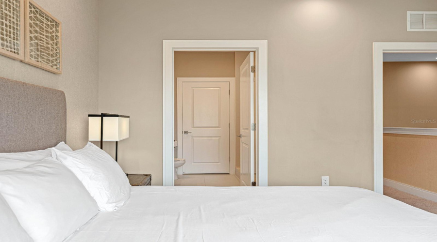 KISSIMMEE, Florida 34747, 4 Bedrooms Bedrooms, ,4 BathroomsBathrooms,Residential,For Sale,ROCKEFELLER WAY,0,MFRO6361668