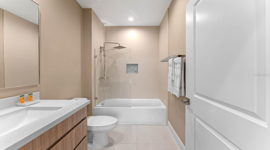 KISSIMMEE, Florida 34747, 4 Bedrooms Bedrooms, ,4 BathroomsBathrooms,Residential,For Sale,ROCKEFELLER WAY,0,MFRO6361668