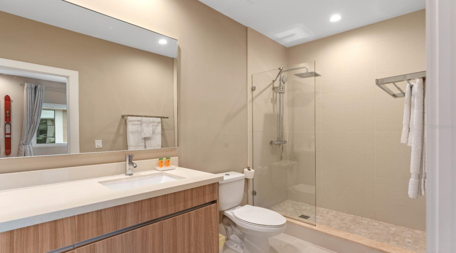 KISSIMMEE, Florida 34747, 4 Bedrooms Bedrooms, ,4 BathroomsBathrooms,Residential,For Sale,ROCKEFELLER WAY,0,MFRO6361668