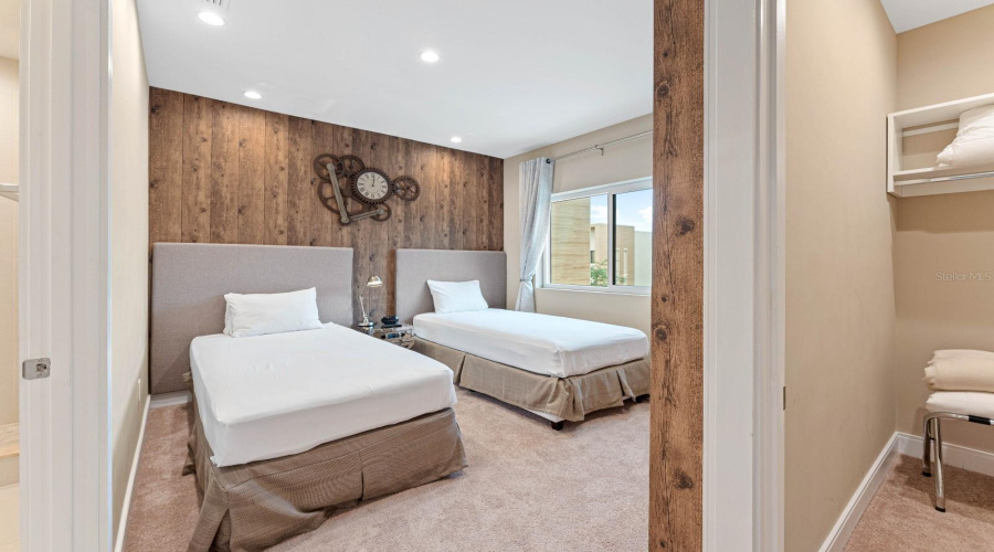 KISSIMMEE, Florida 34747, 4 Bedrooms Bedrooms, ,4 BathroomsBathrooms,Residential,For Sale,ROCKEFELLER WAY,0,MFRO6361668