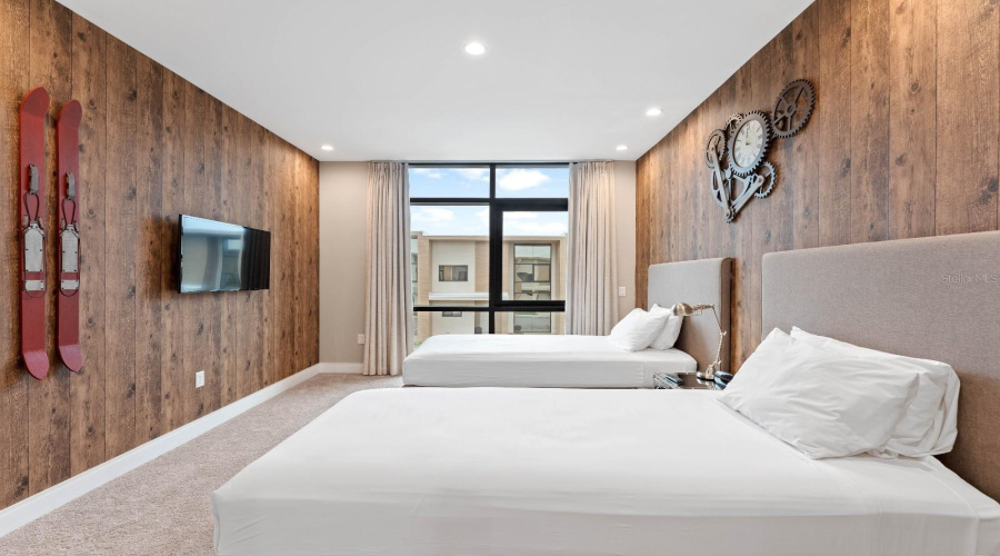 KISSIMMEE, Florida 34747, 4 Bedrooms Bedrooms, ,4 BathroomsBathrooms,Residential,For Sale,ROCKEFELLER WAY,0,MFRO6361668