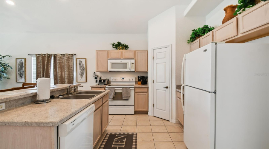 DAVENPORT, Florida 33837, 4 Bedrooms Bedrooms, ,3 BathroomsBathrooms,Residential,For Sale,ANDALUSIA,0,MFRTB8445683