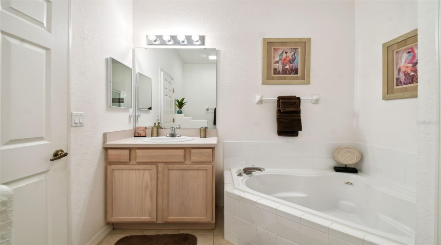 DAVENPORT, Florida 33837, 4 Bedrooms Bedrooms, ,3 BathroomsBathrooms,Residential,For Sale,ANDALUSIA,0,MFRTB8445683