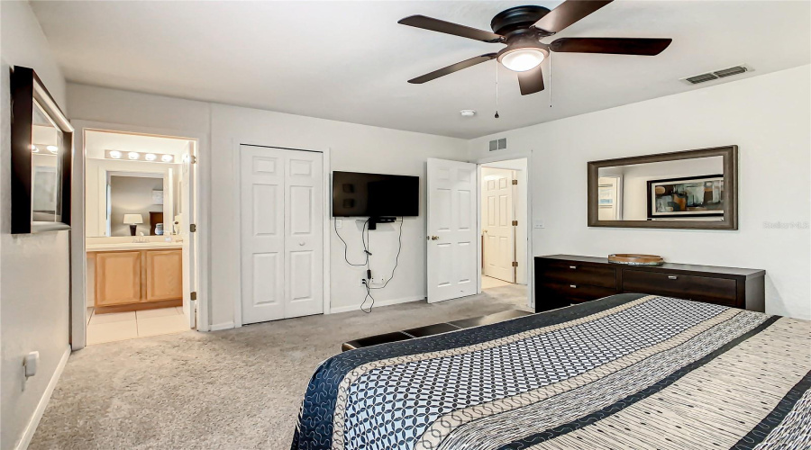 DAVENPORT, Florida 33897, 4 Bedrooms Bedrooms, ,3 BathroomsBathrooms,Residential,For Sale,CAMBRIA,0,MFRS5123945