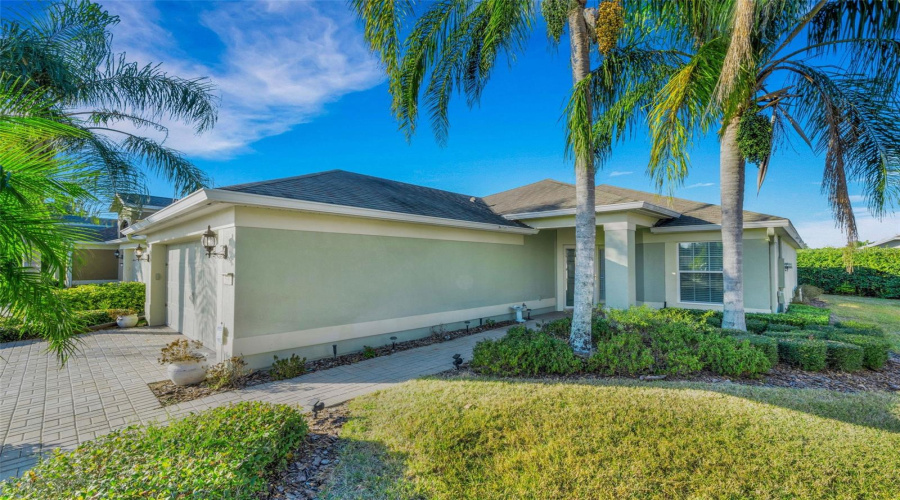 DAVENPORT, Florida 33837, 3 Bedrooms Bedrooms, ,2 BathroomsBathrooms,Residential,For Sale,ARENA,0,MFRS5138798