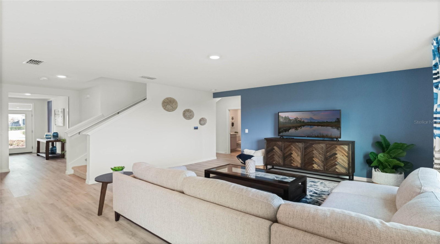 DAVENPORT, Florida 33837, 5 Bedrooms Bedrooms, ,3 BathroomsBathrooms,Residential,For Sale,MOLERA BEACH,0,MFRO6343882