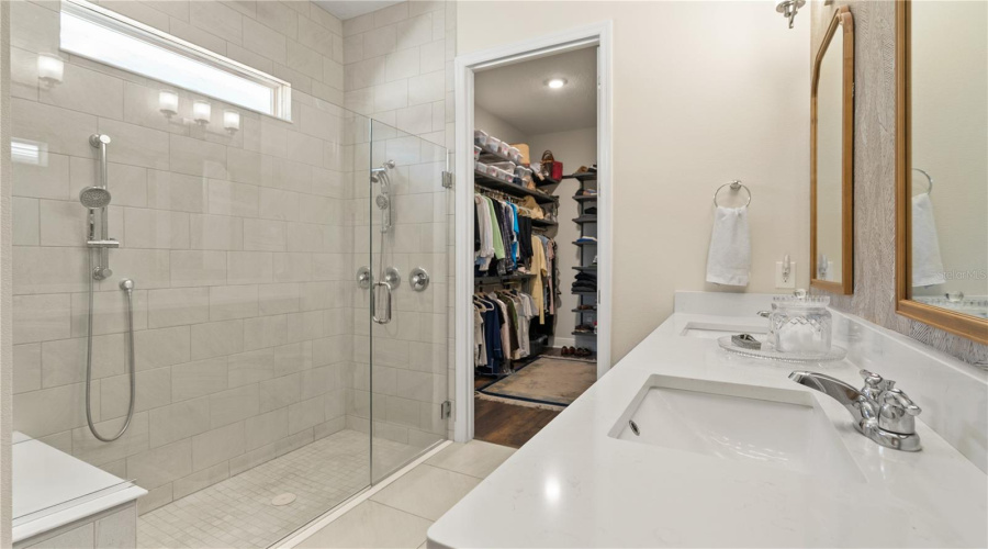 KISSIMMEE, Florida 34747, 3 Bedrooms Bedrooms, ,2 BathroomsBathrooms,Residential,For Sale,FLORA PASS,0,MFRO6362109