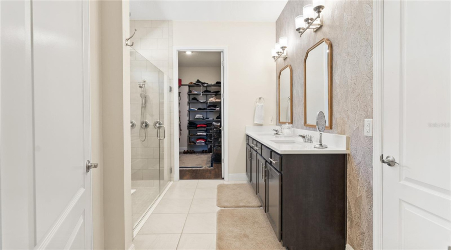 KISSIMMEE, Florida 34747, 3 Bedrooms Bedrooms, ,2 BathroomsBathrooms,Residential,For Sale,FLORA PASS,0,MFRO6362109