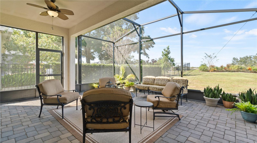 KISSIMMEE, Florida 34747, 3 Bedrooms Bedrooms, ,2 BathroomsBathrooms,Residential,For Sale,FLORA PASS,0,MFRO6362109