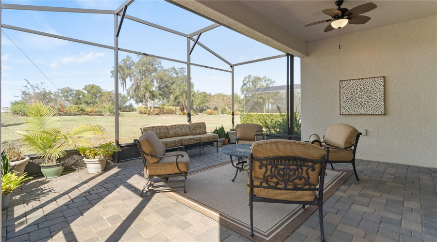 KISSIMMEE, Florida 34747, 3 Bedrooms Bedrooms, ,2 BathroomsBathrooms,Residential,For Sale,FLORA PASS,0,MFRO6362109