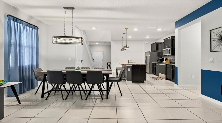 DAVENPORT, Florida 33897, 7 Bedrooms Bedrooms, ,5 BathroomsBathrooms,Residential,For Sale,LILAC,0,MFRO6359800