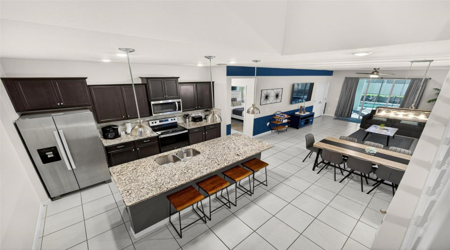 DAVENPORT, Florida 33897, 7 Bedrooms Bedrooms, ,5 BathroomsBathrooms,Residential,For Sale,LILAC,0,MFRO6359800