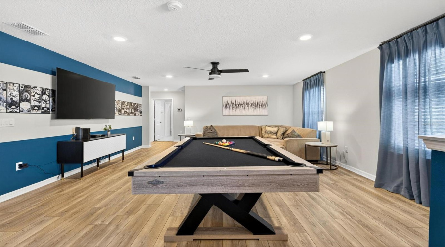 DAVENPORT, Florida 33897, 7 Bedrooms Bedrooms, ,5 BathroomsBathrooms,Residential,For Sale,LILAC,0,MFRO6359800