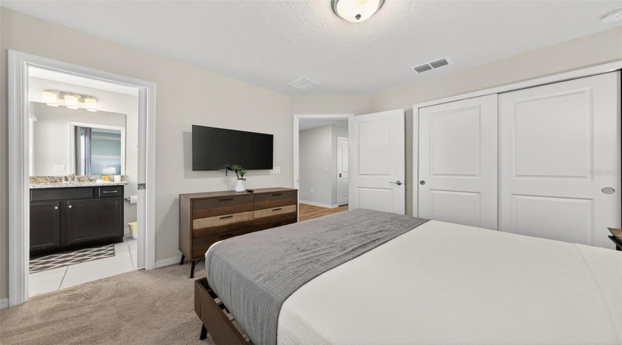 DAVENPORT, Florida 33897, 7 Bedrooms Bedrooms, ,5 BathroomsBathrooms,Residential,For Sale,LILAC,0,MFRO6359800