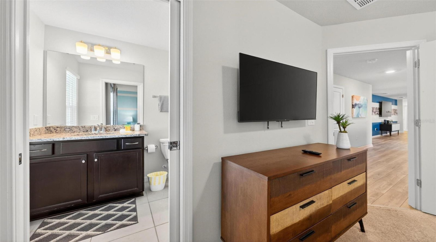 DAVENPORT, Florida 33897, 7 Bedrooms Bedrooms, ,5 BathroomsBathrooms,Residential,For Sale,LILAC,0,MFRO6359800