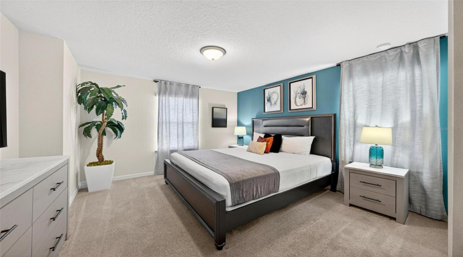 DAVENPORT, Florida 33897, 7 Bedrooms Bedrooms, ,5 BathroomsBathrooms,Residential,For Sale,LILAC,0,MFRO6359800