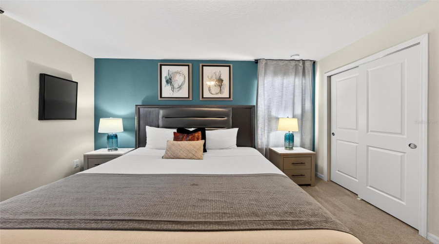 DAVENPORT, Florida 33897, 7 Bedrooms Bedrooms, ,5 BathroomsBathrooms,Residential,For Sale,LILAC,0,MFRO6359800