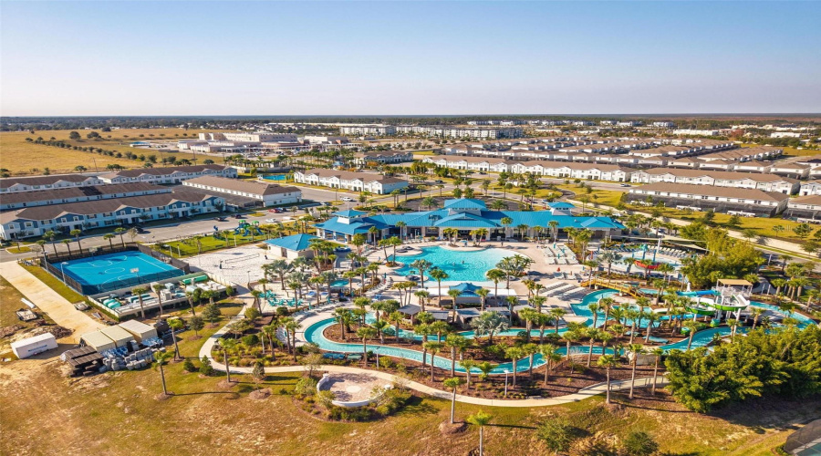 DAVENPORT, Florida 33897, 7 Bedrooms Bedrooms, ,5 BathroomsBathrooms,Residential,For Sale,LILAC,0,MFRO6359800