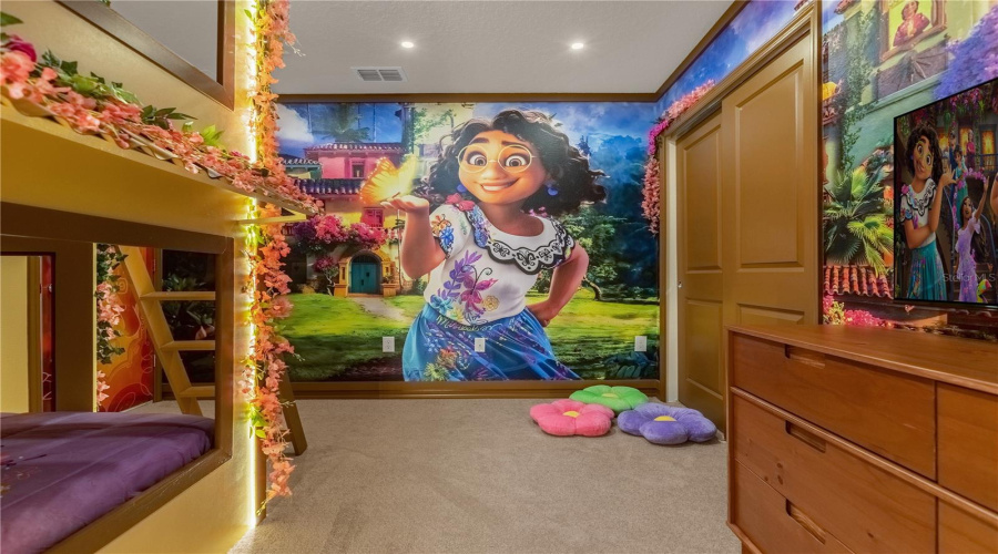 Bed 09 - Encanto -upstairs