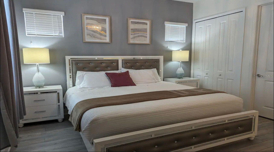 DAVENPORT, Florida 33896, 5 Bedrooms Bedrooms, ,4 BathroomsBathrooms,Residential,For Sale,CAPTIVA,0,MFRO6359334