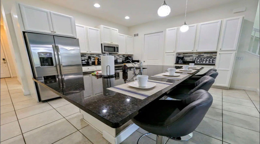 DAVENPORT, Florida 33896, 5 Bedrooms Bedrooms, ,4 BathroomsBathrooms,Residential,For Sale,CAPTIVA,0,MFRO6359334