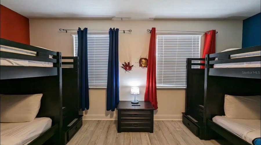 DAVENPORT, Florida 33896, 5 Bedrooms Bedrooms, ,4 BathroomsBathrooms,Residential,For Sale,CAPTIVA,0,MFRO6359334