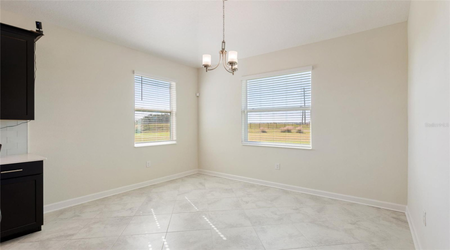 DAVENPORT, Florida 33896, 4 Bedrooms Bedrooms, ,3 BathroomsBathrooms,Residential,For Sale,TRAPPERS TRAIL LOOP,0,MFRS5138833