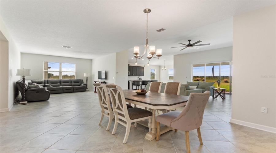 DAVENPORT, Florida 33896, 4 Bedrooms Bedrooms, ,3 BathroomsBathrooms,Residential,For Sale,TRAPPERS TRAIL LOOP,0,MFRS5138833