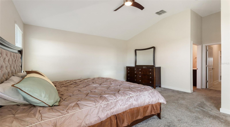 DAVENPORT, Florida 33896, 4 Bedrooms Bedrooms, ,3 BathroomsBathrooms,Residential,For Sale,TRAPPERS TRAIL LOOP,0,MFRS5138833