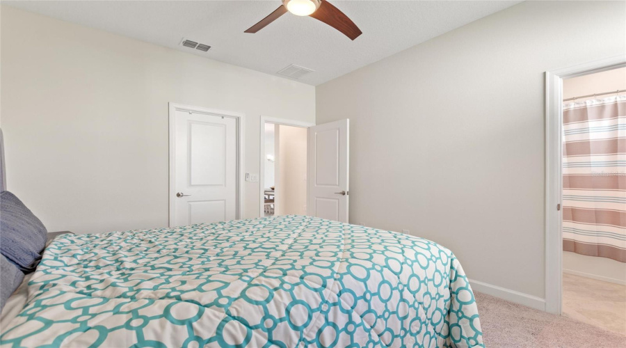 DAVENPORT, Florida 33896, 4 Bedrooms Bedrooms, ,3 BathroomsBathrooms,Residential,For Sale,TRAPPERS TRAIL LOOP,0,MFRS5138833