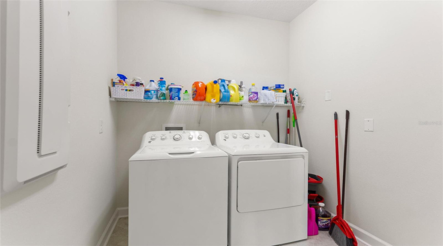 DAVENPORT, Florida 33896, 4 Bedrooms Bedrooms, ,3 BathroomsBathrooms,Residential,For Sale,TRAPPERS TRAIL LOOP,0,MFRS5138833