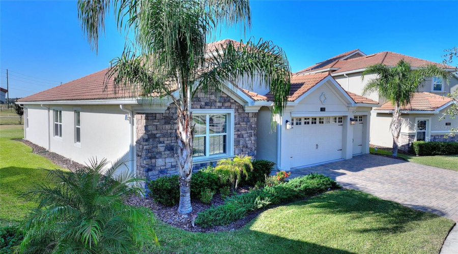 DAVENPORT, Florida 33896, 4 Bedrooms Bedrooms, ,3 BathroomsBathrooms,Residential,For Sale,TRAPPERS TRAIL LOOP,0,MFRS5138833