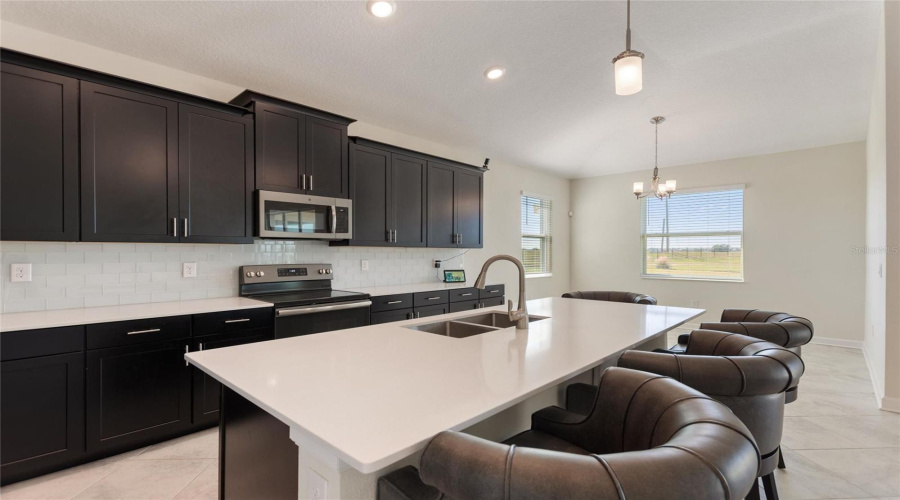 DAVENPORT, Florida 33896, 4 Bedrooms Bedrooms, ,3 BathroomsBathrooms,Residential,For Sale,TRAPPERS TRAIL LOOP,0,MFRS5138833