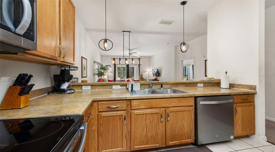 DAVENPORT, Florida 33897, 2 Bedrooms Bedrooms, ,2 BathroomsBathrooms,Residential,For Sale,RUM,0,MFRS5138719