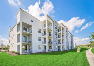 KISSIMMEE, Florida 34746, 3 Bedrooms Bedrooms, ,2 BathroomsBathrooms,Residential,For Sale,CLOCK TOWER,0,MFRO6362235