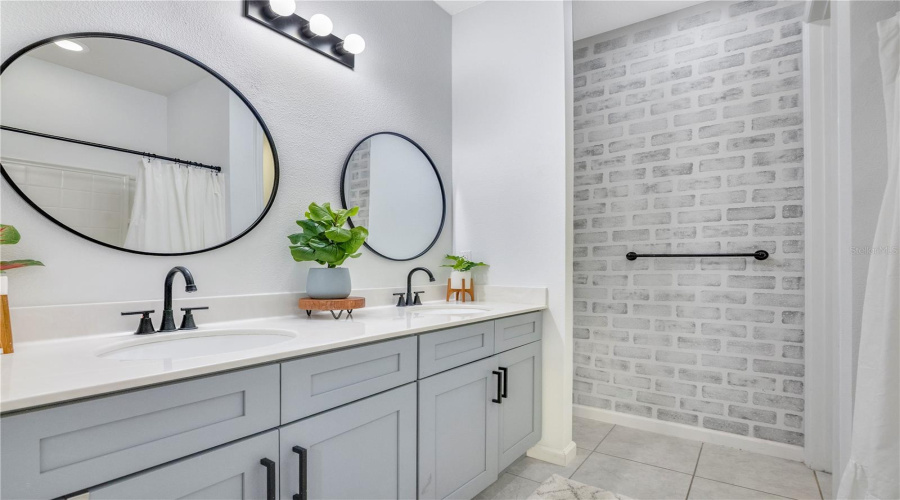 DAVENPORT, Florida 33897, 3 Bedrooms Bedrooms, ,2 BathroomsBathrooms,Residential,For Sale,CASA VERANO,0,MFRS5138964