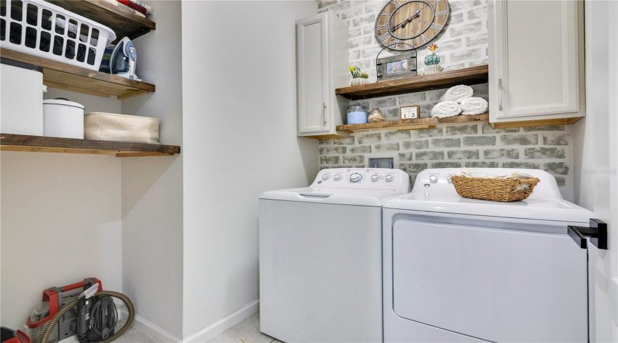 DAVENPORT, Florida 33897, 3 Bedrooms Bedrooms, ,2 BathroomsBathrooms,Residential,For Sale,CASA VERANO,0,MFRS5138964