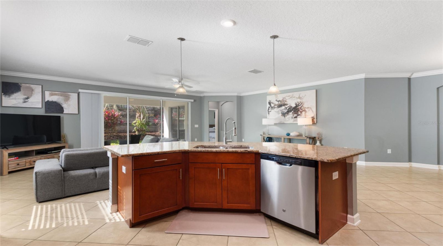 DAVENPORT, Florida 33896, 4 Bedrooms Bedrooms, ,2 BathroomsBathrooms,Residential,For Sale,CLUBMAN DR,0,MFRS5138919