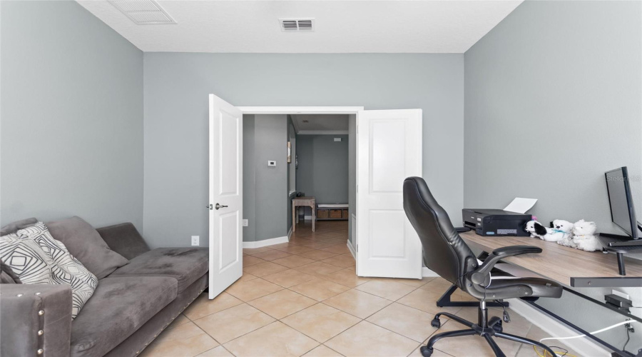 DAVENPORT, Florida 33896, 4 Bedrooms Bedrooms, ,2 BathroomsBathrooms,Residential,For Sale,CLUBMAN DR,0,MFRS5138919