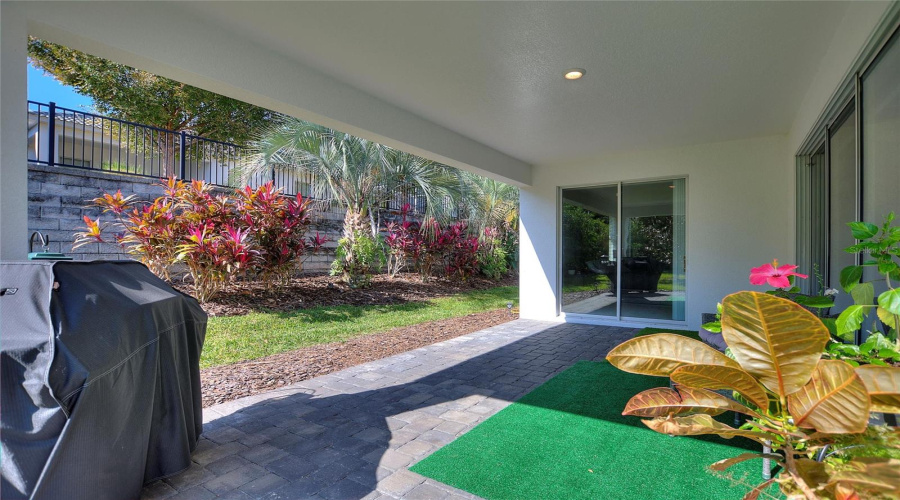 DAVENPORT, Florida 33896, 4 Bedrooms Bedrooms, ,2 BathroomsBathrooms,Residential,For Sale,CLUBMAN DR,0,MFRS5138919